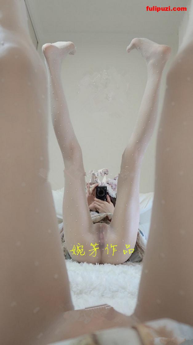 草榴盗图大神【张婉芳】系列100套合集第1弹【2400P/434M】