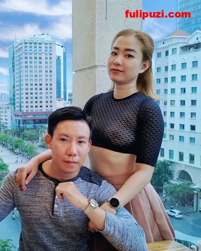 真空凸点爆炸全家福！ 不穿内衣的黄小姐（黄小桃）推特疯狂露出作品【300P+149V/926M】