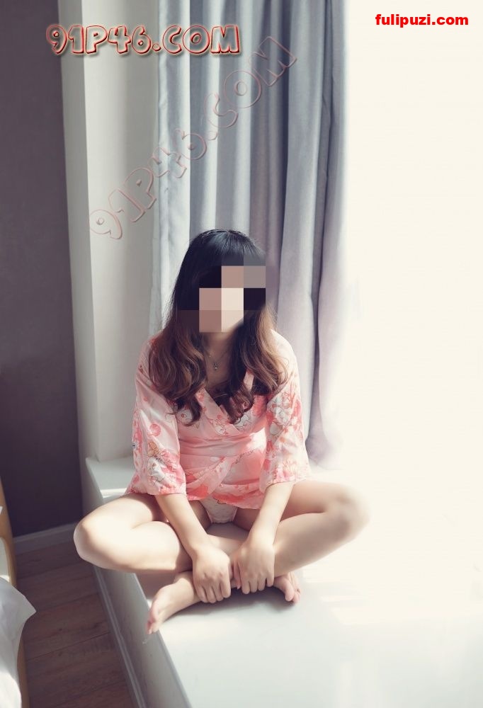 91淫妻爱好者【爱妻是技师】淫乱记录 1女战7男AV大场面双龙入洞【221P】