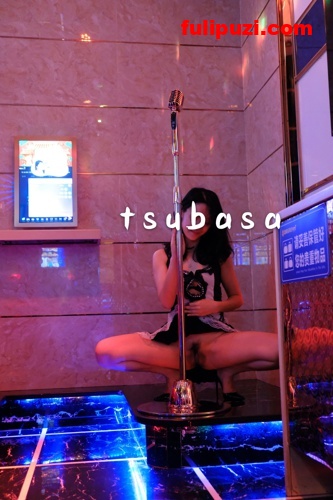 火车卧铺露美臀！大神tsubasa推特大尺度露出作品集【86P+3V/36M】