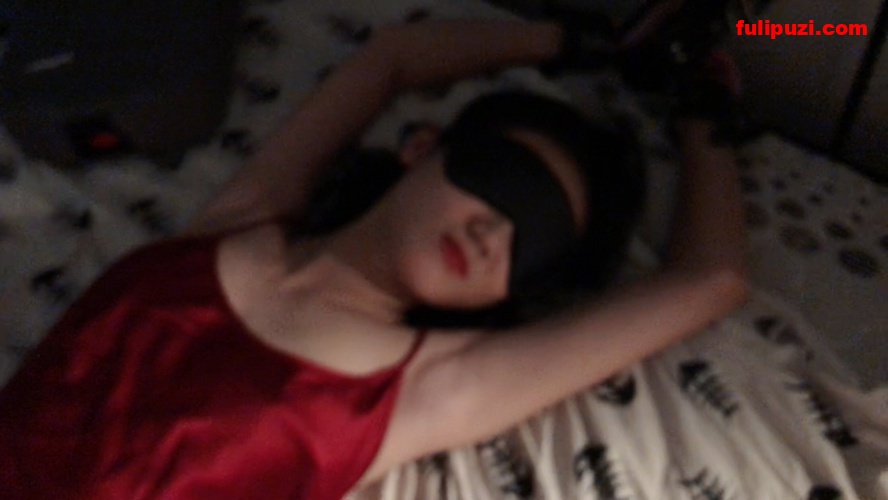 极品推特情侣！Klaus和完美身材女友口交后入自拍视图合集【95P+40V/119M】