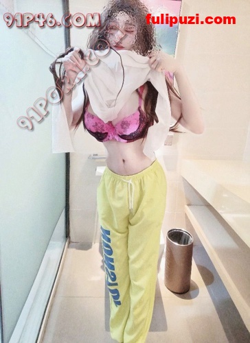 91论坛超火反差骚母狗【官琪】瑜伽巨乳人妻与单男群P淫乱【253P/386M】