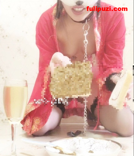 重口慎入！圣水洗脸黄金刷牙！ 推特超牛女厕奴【公厕静】牛x调教【26P+12V/80M】