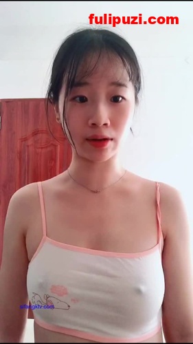 最新定制-暑假做任务大一青涩学妹全裸身舞动+高难度瑜伽 可解锁很多性爱姿势【1V/196M】