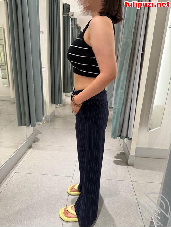 海角大神【妈妈的丰乳肥臀】乱伦后续2 趁着继父洗澡边操老妈边看工人干活【209P+19V/2.23G】