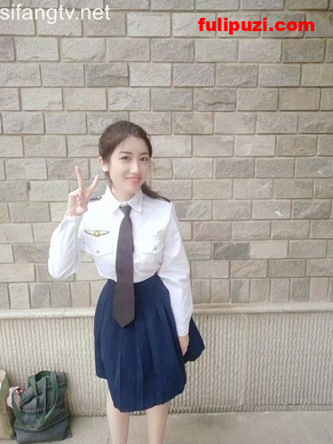 最美女教师！ 高颜值为人师婊小学教师李雪梨与男友啪啪流出【419P+22V/2.06G】