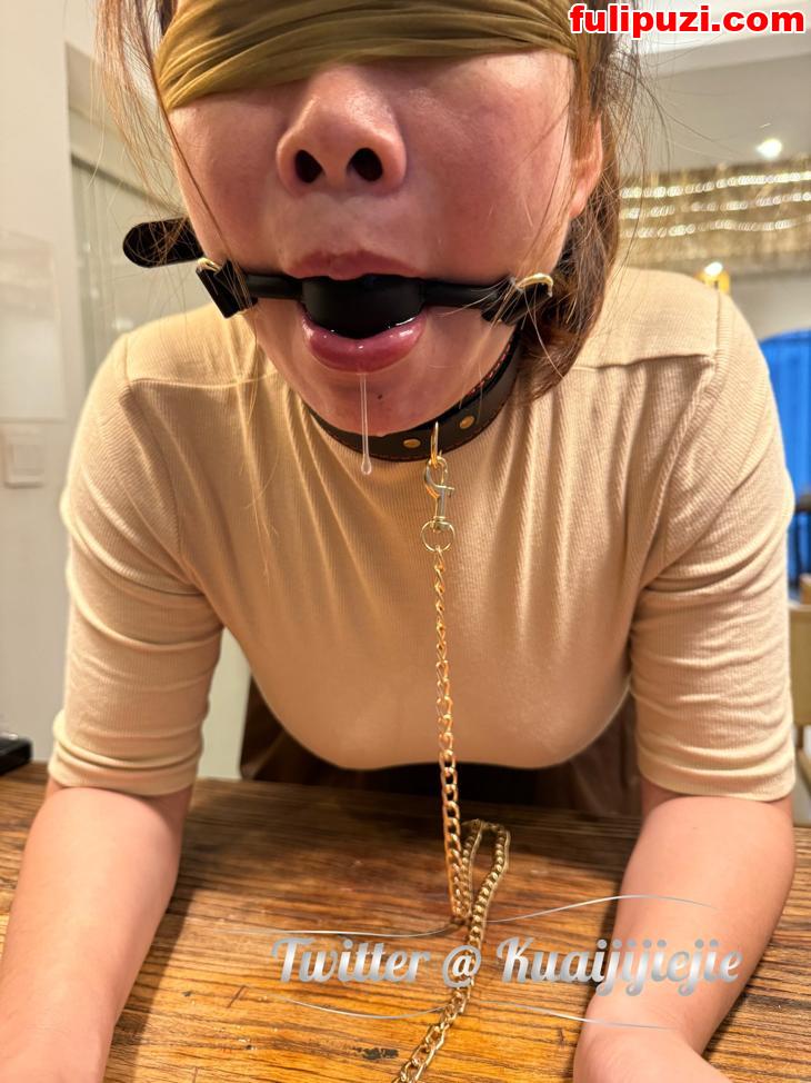 推特熟女【会计姐姐和她的闺蜜】福利合集 女女调教多人运动骚逼齐飞【1014P+50V/903M】