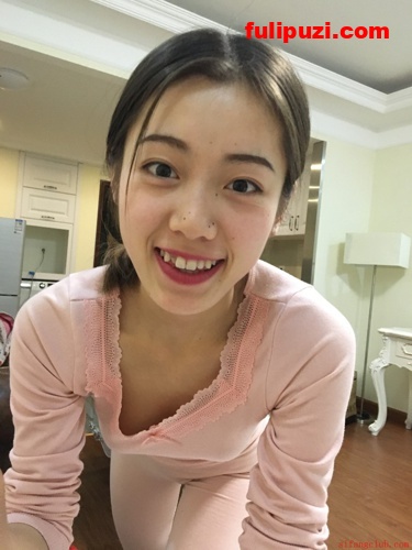热恋了三年的清纯女友即将成为我的妻 高颜值情侣孙千航&韩亚超泄密流出【1880P+5V/4.55G】