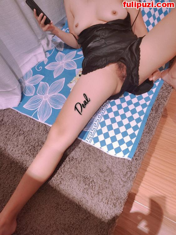推特【北京小夫妻cuckold】绿帽记录 老婆女上位观音坐莲老公帮抬屁股【315P+219V/2.11G】