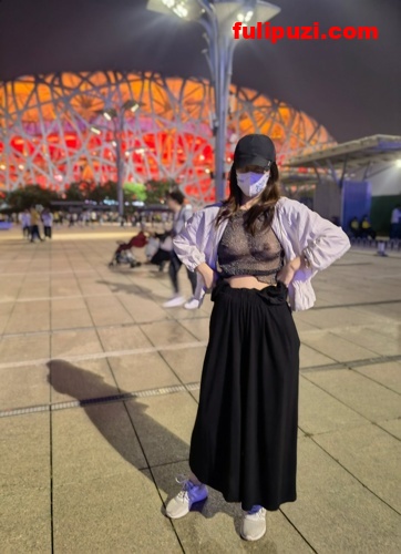 北京小姐姐【Kriss】推特极品露出 鸟巢水立方人前大胆透视装秀美乳【42P+30V/395M】