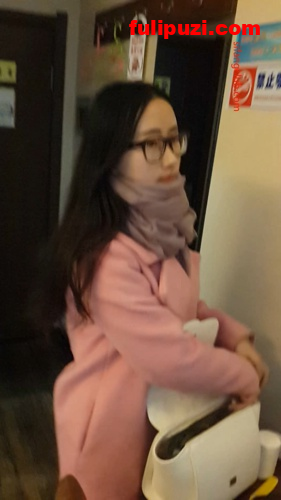 泄密系列：一巴掌扇鸡鸡太调皮！东北侯小雪逃课系列精品清纯少女的真实约炮【36v/11.7G】