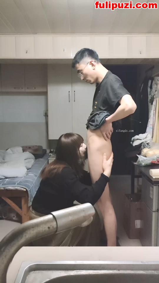 热门大瓜！60岁南京红大爷（红姐）男扮女装千人斩不乏高质量猛男【52V/41.4G】