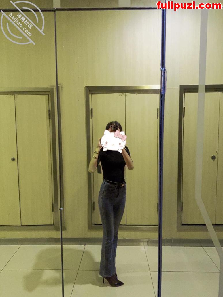 海角大神【长腿女儿丽丽】乱伦后续2 女儿户外全裸全裸解锁女儿肉体新玩法【153P+7V/1.02G】