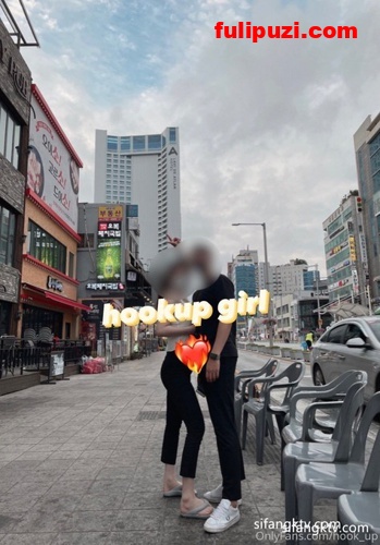 OF-hookup换妻俱乐部极品巅峰人妻这不是在演习【10.7GB】