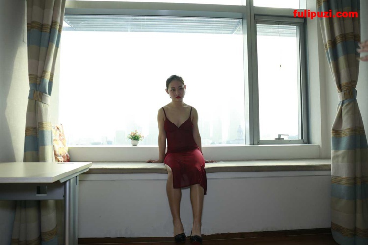 精选国模：极品美模米兰2015.12.19私拍套图[228P/1.83G]