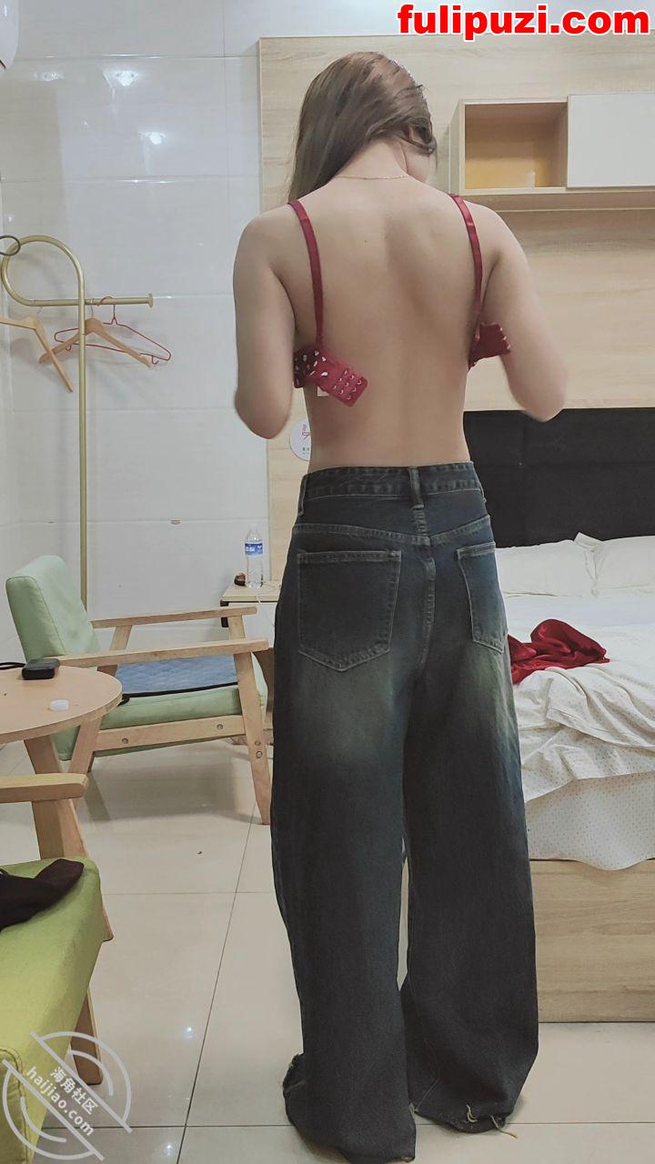 海角【姐弟一世情】和性感离异姐姐乱伦 情人节把姐姐操到高潮迭起高潮狂喷【228P+16V/4.32G】