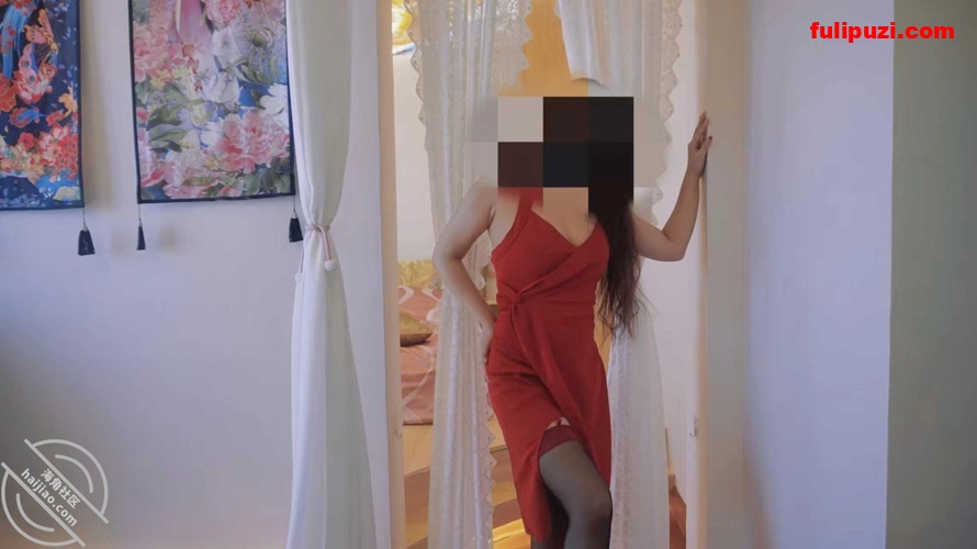 海角【极品妹妹和我的淫荡生活】乱伦全记录 边和闺蜜打电话边操逼内射抠出来给她吃【460P+27V/3.2G】