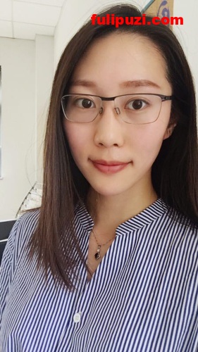 tumblr绝版系列：绝佳气质眼镜妹！超美多伦多留学生rv6188的放荡日常露出自拍【525P+7V/347M】