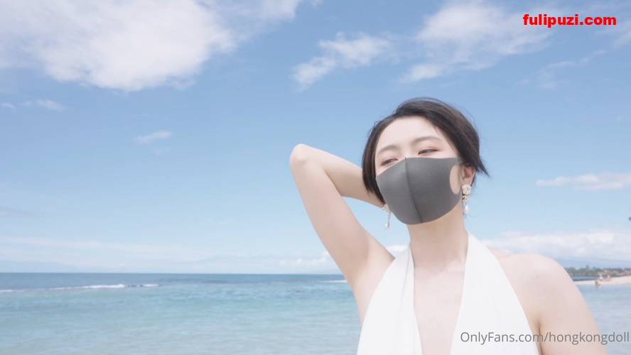 顶流网红HongKongDoll（玩偶姐姐）【夏日回忆】系列三部曲合集 面朝大海狂插嫩穴【3V/5.3G】