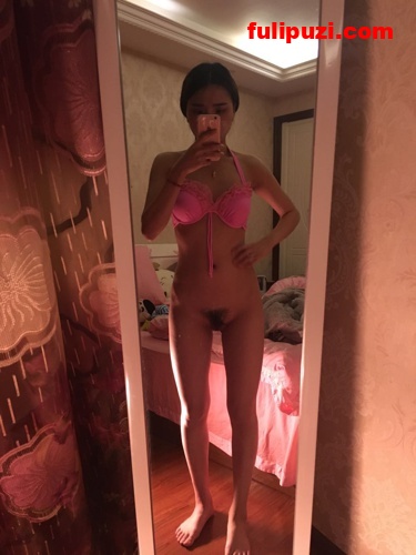 坑女友精选：样子很不错的新婚人妻杨娇娇大尺度自拍泄密图片+视频【340P+4V/171M】