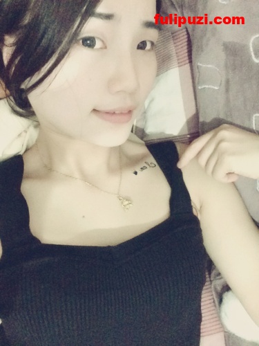 坑女友精选：样子很不错的新婚人妻杨娇娇大尺度自拍泄密图片+视频【340P+4V/171M】
