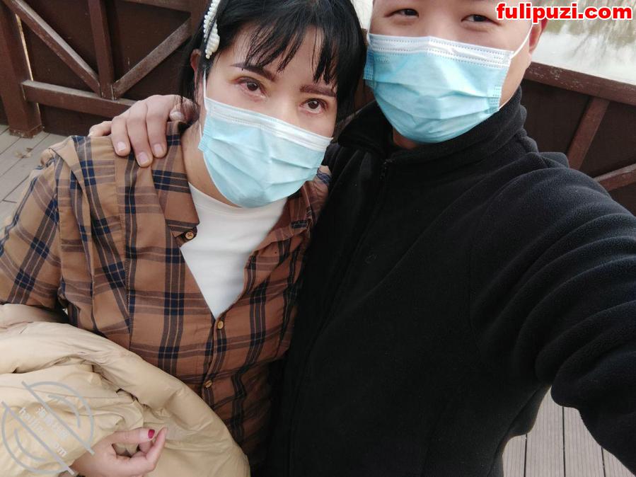 海角淫母【百合姐姐】勾引痴儿 自慰被儿子看见上头强奸了亲生儿子【133P+3V/711M】