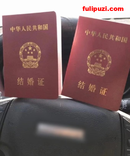 海角大神【大胸嫂子会喷水】疯狂乱伦！竟和嫂子领证体验极品水蛇腰波浪奶【1089P/32V/6.7G】