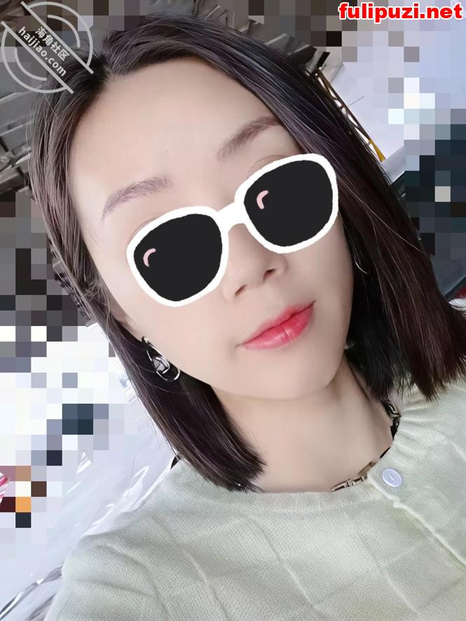 海角【我和我的女神爱妻】性爱记录 角色扮演上门技师被忽悠主动骑上大鸡巴一插到底【428P+24V/2.2G】