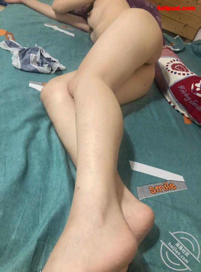 海角【我和亲姐姐的性福生活】乱伦记录 黑丝老姐太敏感了受不了我的大牛子【240P+4V/1.22G】