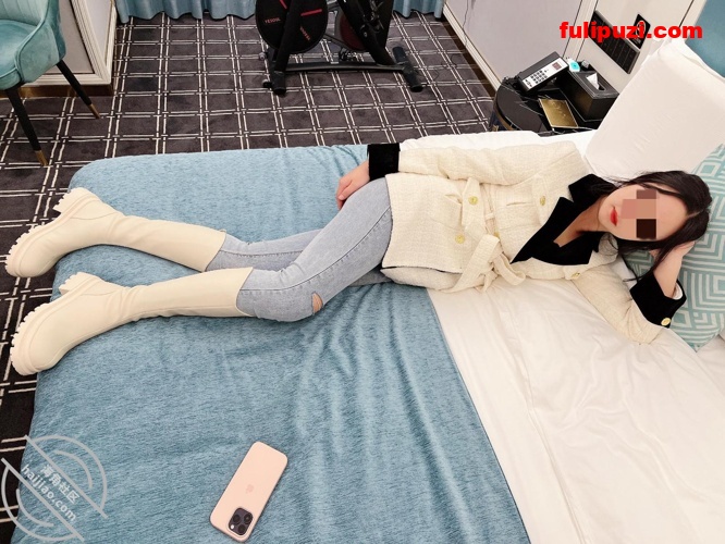 海角大神强上会喷水的亲姐姐后续 火车厕所和卧铺全裸后入大战啪啪啪 【493P+12V/5.7G】