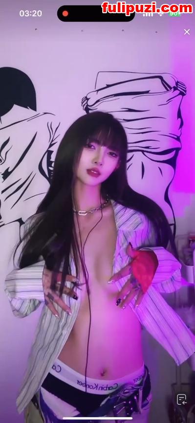 耐看型超高颜值福利姬美女 抖音小小漏点骚舞直播录屏视频福利合集【24V/906M】