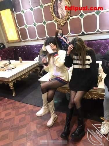 牛！酒店调教高颜值领导毒龙和嫩妹同事出差车上口交 海角大神【菊花有点松】生生把办公室变炮房！【546P+64V/3.8G】