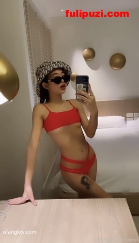 Onlyfans火辣网红嫩妹nicejrps收费视图[438P+40V/4.53G]