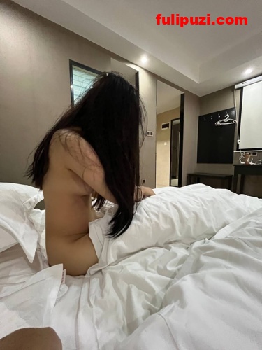 顶级约炮大神江南第一深情 专约00后稚嫩JK二次元萝莉妹子啪啪【234P+966V/21.49G】
