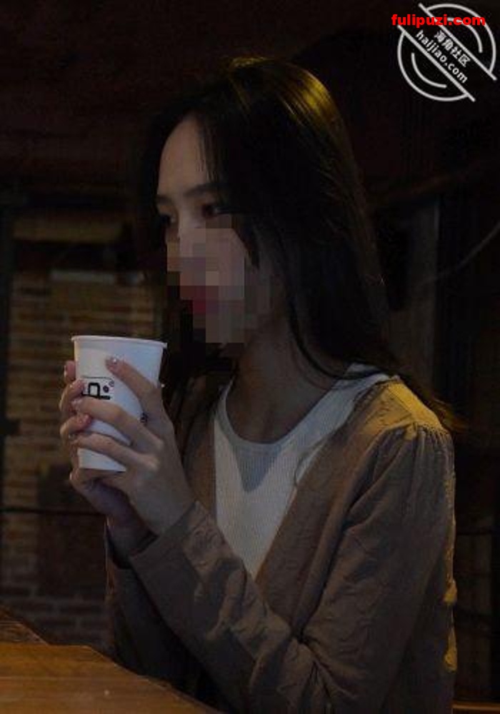 最强打工人！ 海角小伙【熟女杀手】老板家操绝美老板娘射了三次【208P+8V/642M】