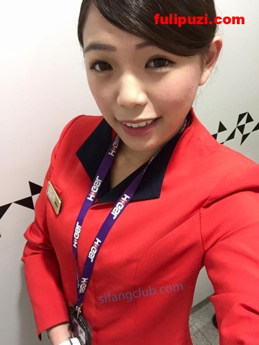貌似是空姐！香港小美女的香艳泄露 内容非常丰富【3200P/880M】