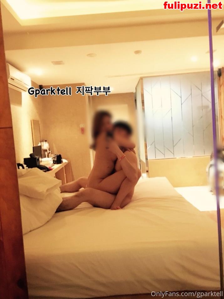 推特韩国长腿淫妻gparktell福利合集 3P4P露出调教避孕套吸管喝精液【89P+55V/16.4G】