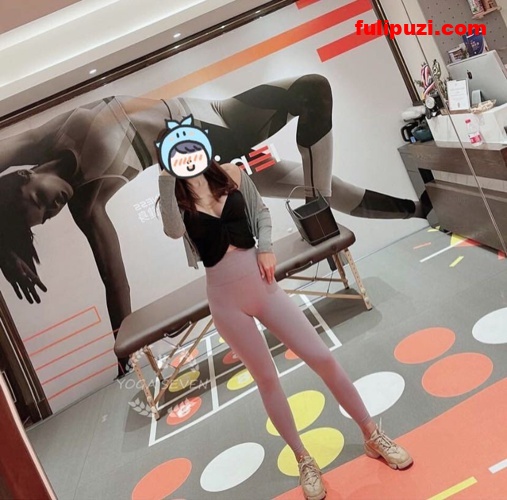 推特瑜伽女神【Yoga请叫我老师】唯美诱惑自拍 裸体瑜伽各种姿势等你解锁！【980P+160V/580M】