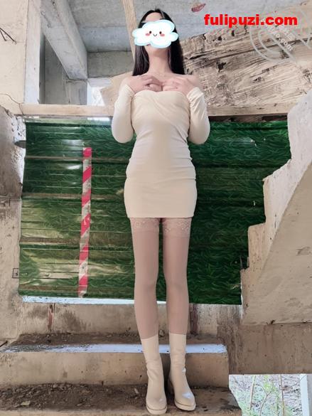 海角阳痿丈夫【寝取NTR】为老婆性福献妻后续 老婆穿开档丝去安慰离异兄弟精液吃到饱【115P+4V/857M】