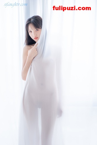 最近很火的稀有模特murmure大尺度定制套图12套合集【961P+4V/11.21g】