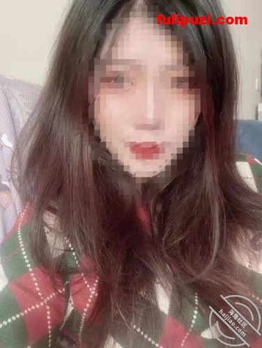 重磅！收费论坛超强乱伦首发！高颜值的亲妹妹乱伦露脸做爱偷拍【104P+8V/375M】