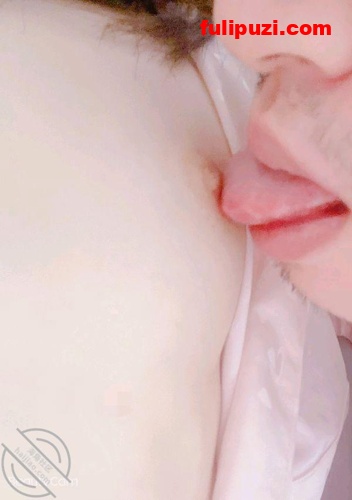 海角大神老吴照顾欠债跑路的兄弟女儿 畸爱终破兄弟女儿第一次处女血猩刺眼【276P+4V/970M】